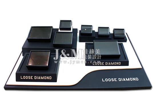 Loose Diamond display